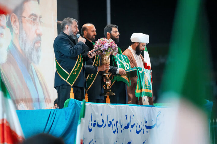 تصاویر/ اجتماع بزرگ فرشته ها  در کرمان
