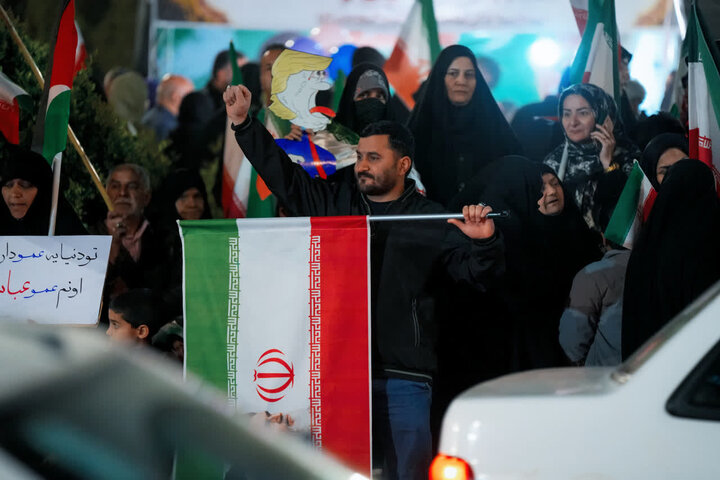 تصاویر/ اجتماع بزرگ فرشته ها  در کرمان