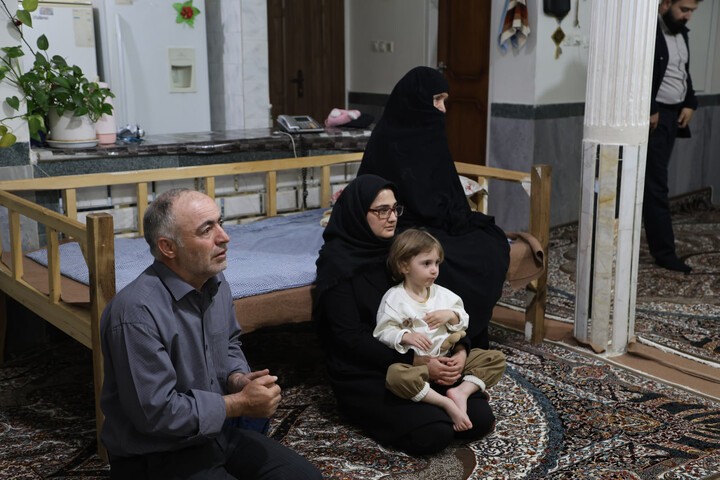 تصاویر / تجلیل نماینده ولی فقیه در استان همدان از شهدای تویسرکانی جنگ رمضان