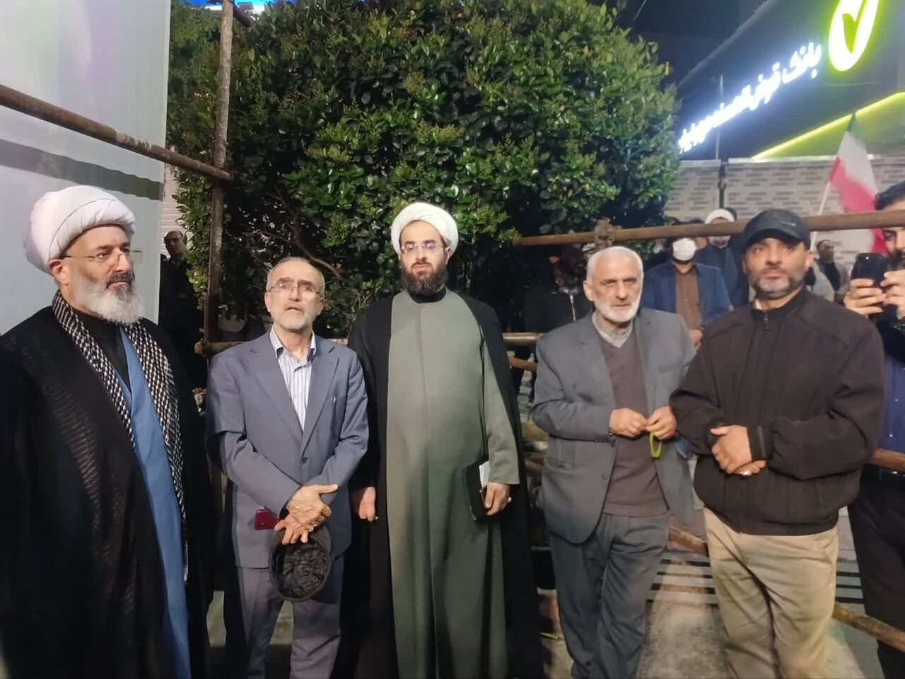 فیلم و تصاویر| حماسه ماندگار مردم آمل در تجمع شبانه سی فروردین