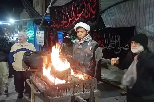برپایی موکب مدرسه علمیه باقرالعلوم(ع) سرپل ذهاب در اجتماعات «نحن منتقمون»+تصاویر