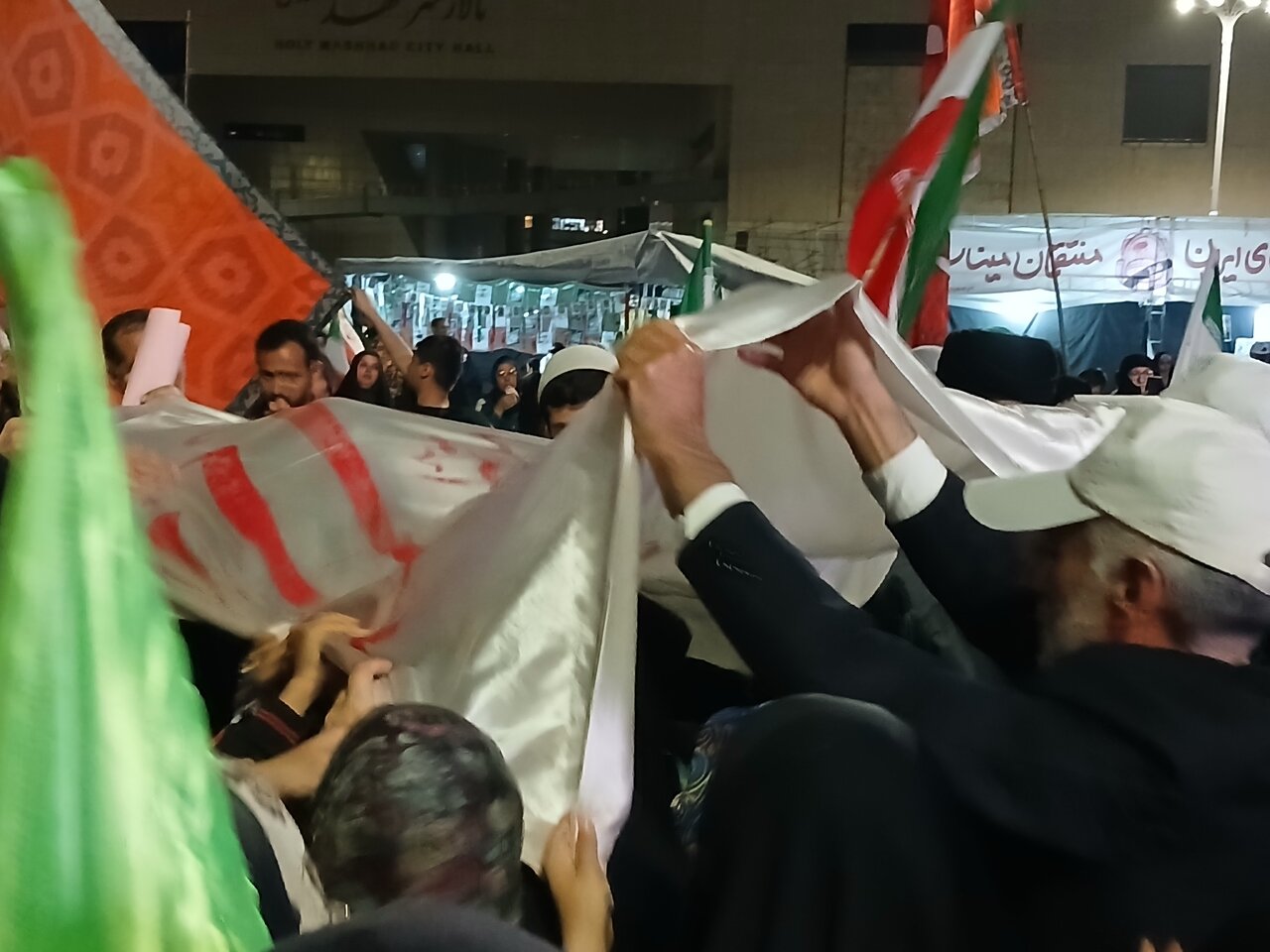 تصاویر / پنجاهمین اجتماع  مردمی در عرصه میدان شهدامشهد