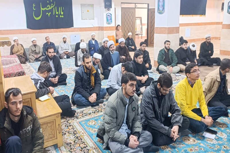 آغاز رزمایش بزرگ تبیینی ـ تبلیغی در مدرسه علمیه امام خمینی(ره) سنقر+ تصاویر