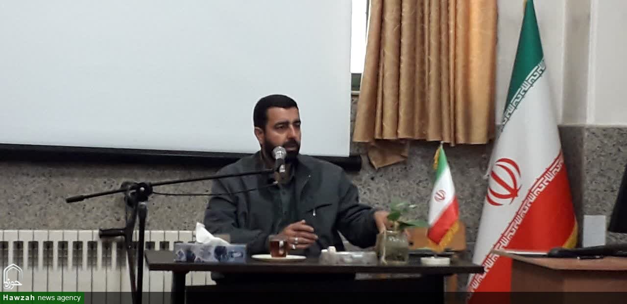حفظ سنگر خیابان‌ها و مقابله با جنگ روانی رسانه‌ای دو اولویت ضروری است