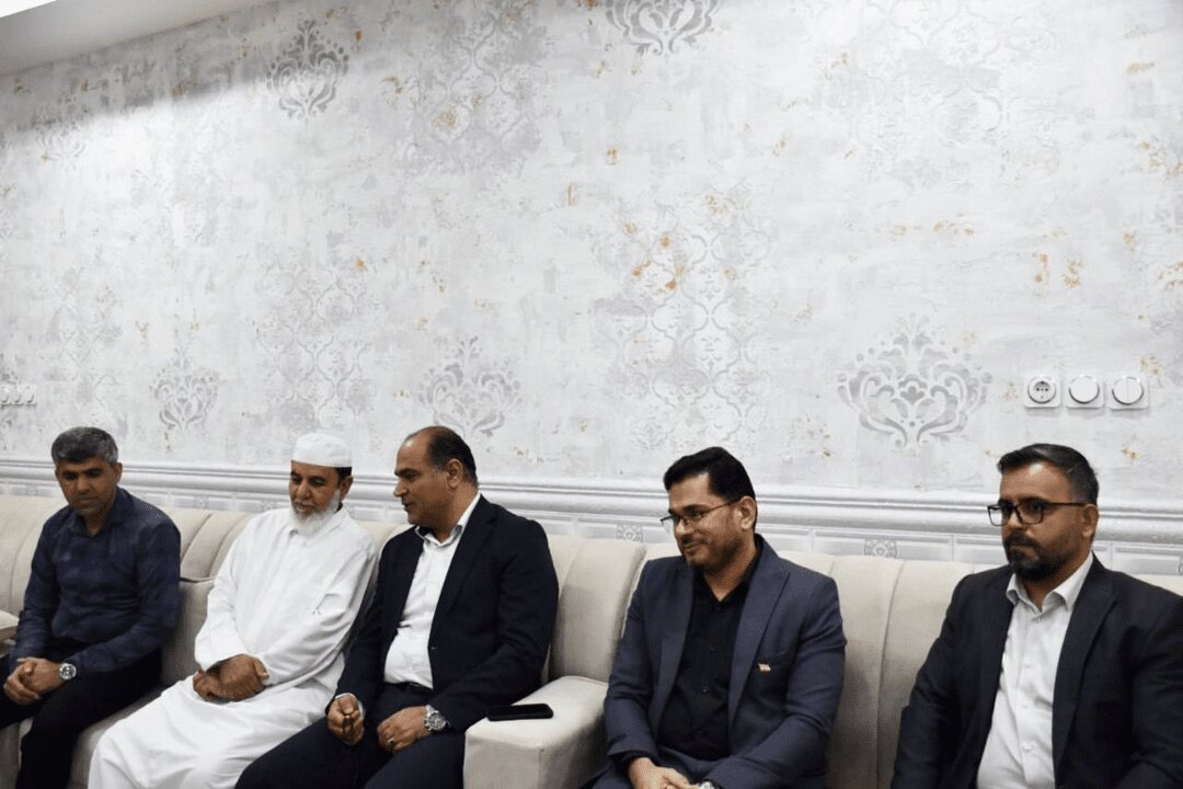 ترویج فرهنگ ایثار و شهادت رمز بیداری ملت ایران است