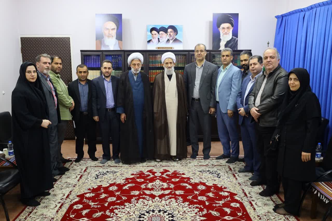 تصاویر/ دیدار مسئولان اداره کل غله و خدمات بازرگانی مازندران با نماینده ولی فقیه در استان