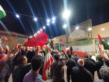 تصاویر/ اجتماع بزرگ شبانه مردمی ابوزیدآباد
