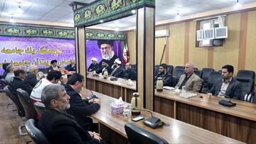 تصاویر/ جلسه برنامه ریزی و هماهنگی برنامه های دهه کرامت‌ در شهرستان ماکو