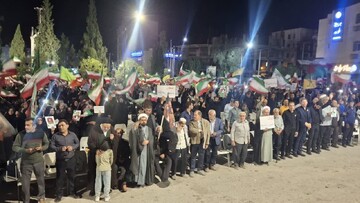 تصاویر/ میدان‌داری مردم جم در خیابان