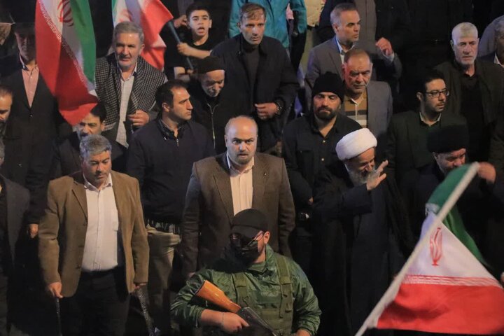 تصاویر/پنجاه و دومین اجتماع شبانه مردم قرچک