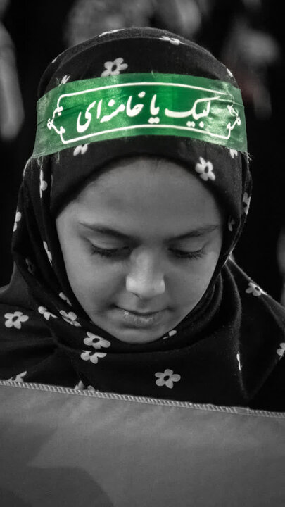 تصاویر/ اجتماع بزرگ دختران جان فدای ایران در هلال بن علی(ع)