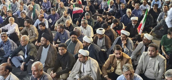 تصاویر/ حضور جیرفتی ها در شب پنجاه یکم از جنگ رمضان