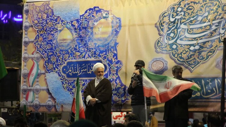 تصاویر / استمرار حماسه سازی مردم خستگی‌ناپذیر اسدآباد در خیابان ها