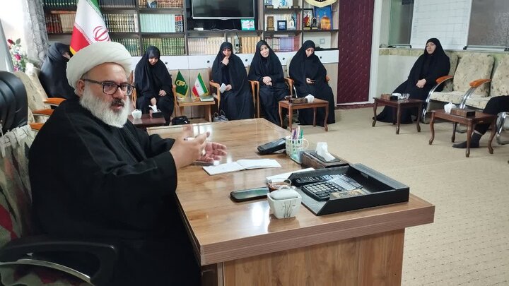 تصاویر/ دیدار و تجلیل امام جمعه میاندوآب در موکب داران فعال در جنگ رمضان