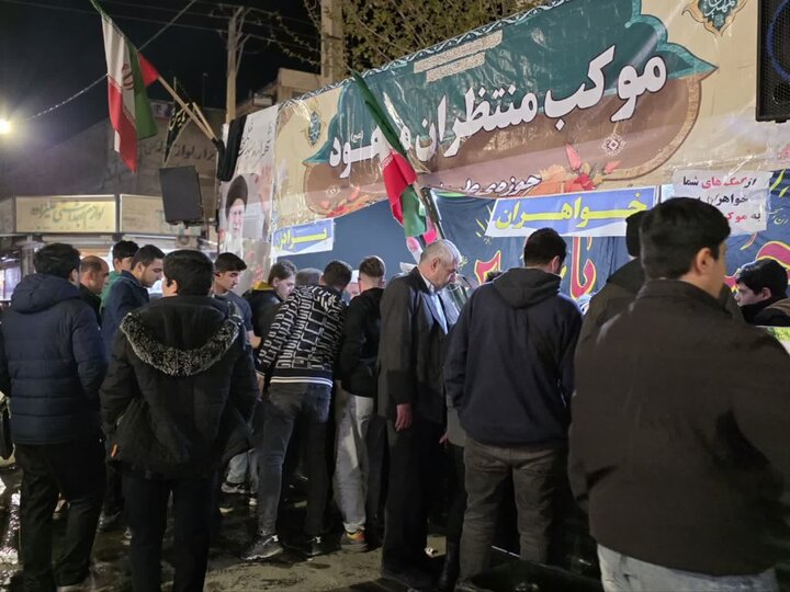 تصاویر/ تداوم خدمت رسانی در موکب مدرسه علمیه امام رضا (ع) میاندوآب