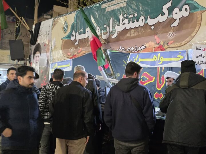 تصاویر/ تداوم خدمت رسانی در موکب مدرسه علمیه امام رضا (ع) میاندوآب