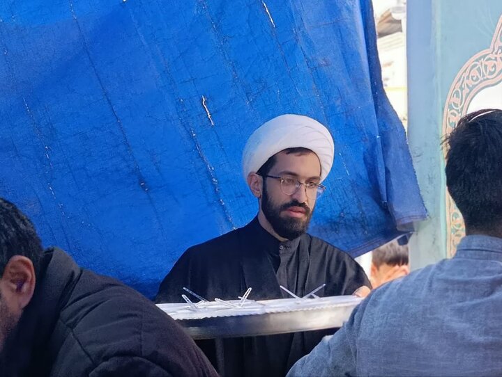تصاویر/ فعالیت طلاب و اساتید مدرسه علمیه آیت الله نمازی خوی در ایام جنگ رمضان