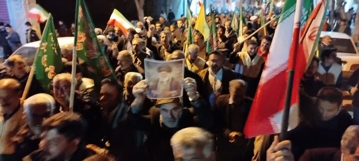تصاویر / حضور انقلابی مردم بهار در خیابان‌ها