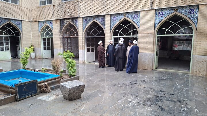 بازدید معاون امور طلاب و دانش‌آموختگان حوزه های علمیه از مدارس علمیه چهارمحال و بختیاری