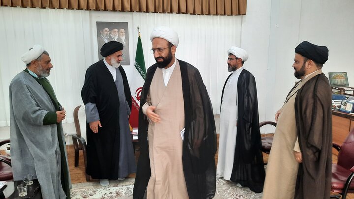 دیدار معاون امور طلاب حوزه‌های علمیه کشور با نماینده ولی‌فقیه در چهارمحال و بختیاری
