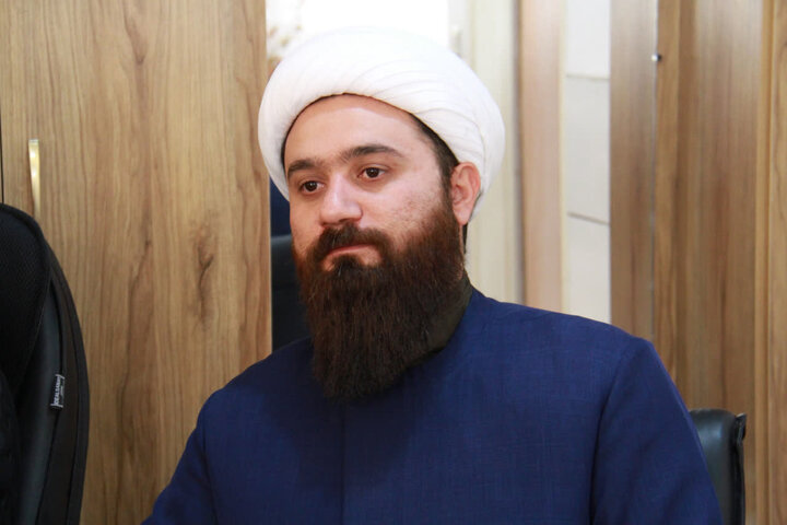 معاون امور طلاب و دانش‌آموختگان حوزه‌های علمیه کشور با مدیران حوزه علمیه چهارمحال و بختیاری