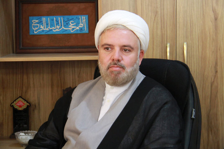 معاون امور طلاب و دانش‌آموختگان حوزه‌های علمیه کشور با مدیران حوزه علمیه چهارمحال و بختیاری