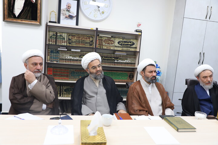 تصاویر/جلسه شورای نهادهای عالی حوزوی باحضور مسئول سازمان بسیج طلاب کشور