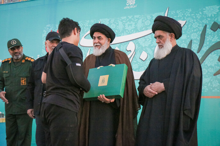 تصاویر/ دیدار و تکریم اصحاب رسانه استان قم با خانواده محترم پاسدار شهید سید محمد حسین بهاالدینی