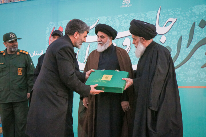 تصاویر/ دیدار و تکریم اصحاب رسانه استان قم با خانواده محترم پاسدار شهید سید محمد حسین بهاالدینی