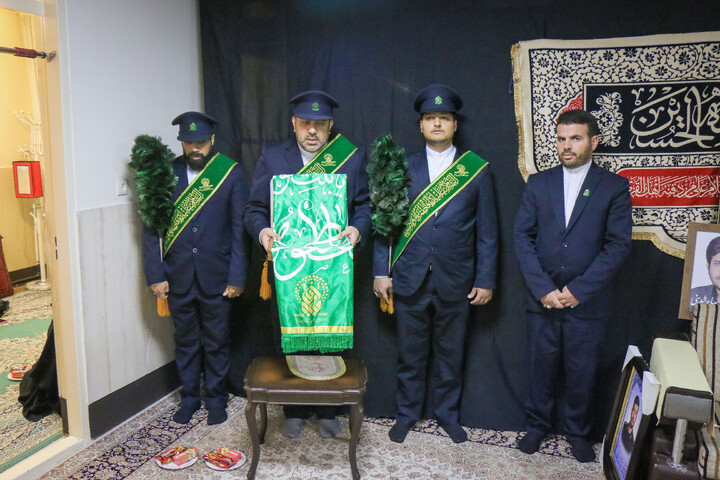 تصاویر/ دیدار و تکریم اصحاب رسانه استان قم با خانواده محترم پاسدار شهید سید محمد حسین بهاالدینی