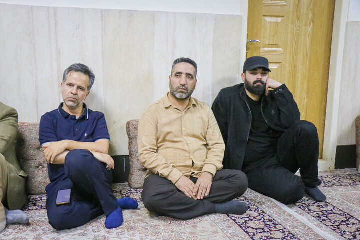 تصاویر/ دیدار و تکریم اصحاب رسانه استان قم با خانواده محترم پاسدار شهید سید محمد حسین بهاالدینی