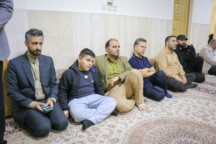 تصاویر/ دیدار و تکریم اصحاب رسانه استان قم با خانواده محترم پاسدار شهید سید محمد حسین بهاالدینی