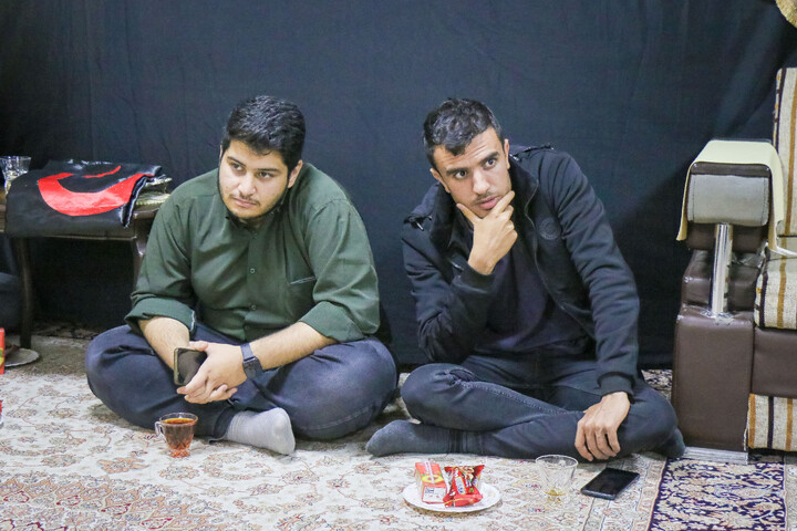 تصاویر/ دیدار و تکریم اصحاب رسانه استان قم با خانواده محترم پاسدار شهید سید محمد حسین بهاالدینی