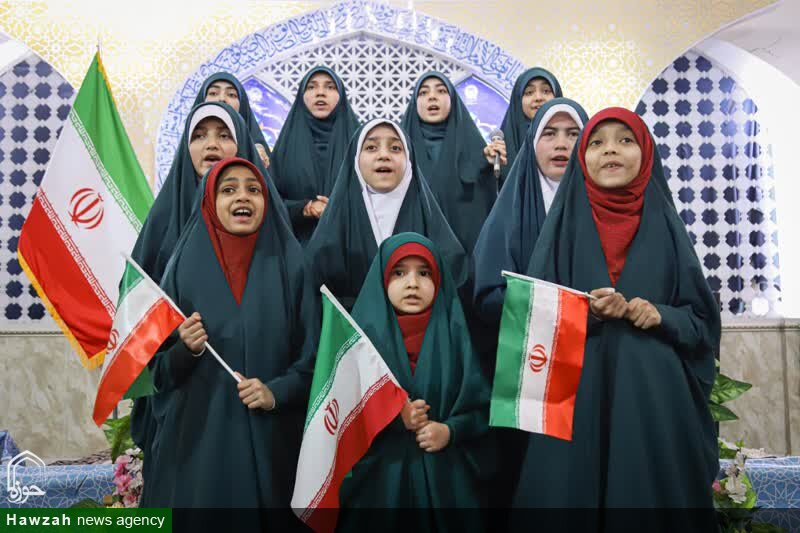 ویژه برنامه «بانوی کرامت» در حرم مطهر رضوی برگزار شد