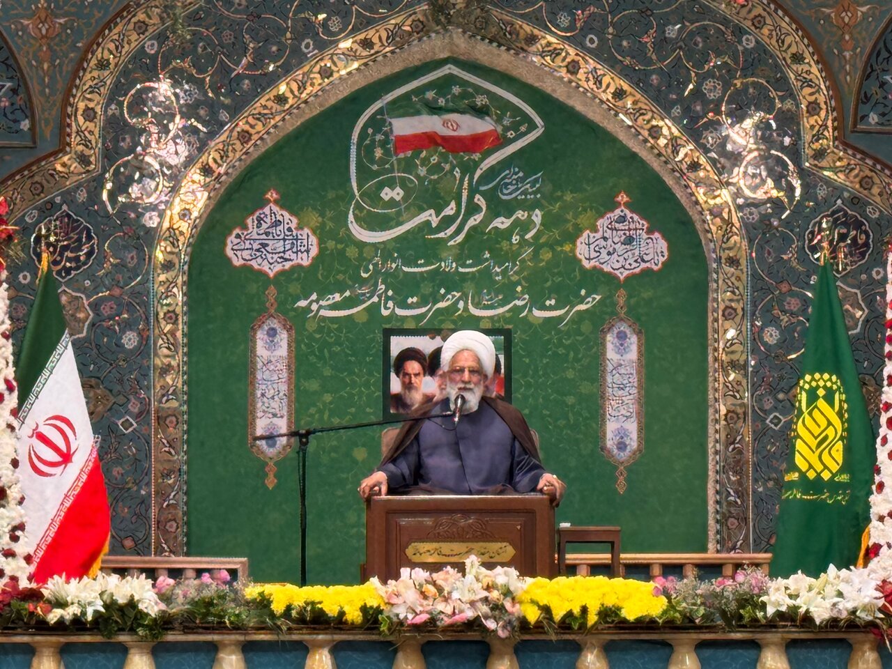دشمن در برابر ایستادگی مردم ایران مجبور به عقب‌نشینی است