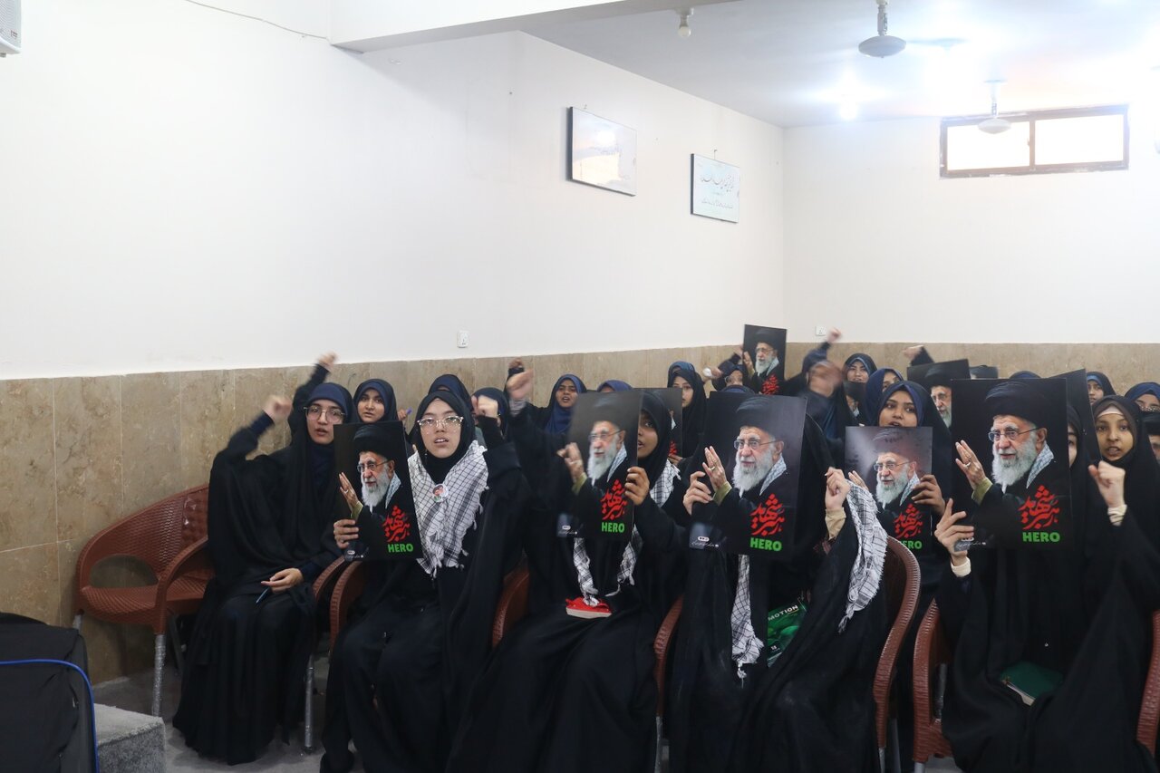 کراچی؛ ”خاتون اندیشہ و قیام“ کے عنوان پر علمی اور بصیرتی نشست: شہید امام خامنہ ای اور شہیدہ آمنہ بنت الہدیٰ کے افکار کی روشنی میں خواتین کی ذمہ داریوں پر زور
