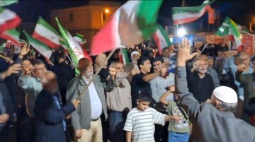 فیلم| حماسه مردم بندر ریگ در خیابان