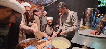 تصاویر/ بازدید معاون امور طلاب و دانش آموختگان حوزه‌های علمیه از فعالیت مواکب طلاب برادران و خواهران در یاسوج