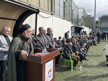 تصاویر/ حضور امام جمعه نوشهر در مسابقه فوتبال به یاد شهیدان امیررضا سام نیرسی و سید قاسم نقیبی نیرسی