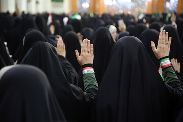 اجتماع دانشجویی دختران ایران با مهمانی ویژه برگزار شد