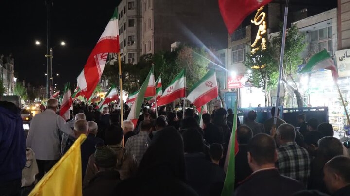 تصاوسر/ حضور دشمن‌شکن و باشکوه مردم باقرشهر و کهریزک در شب پنجاه و دوم