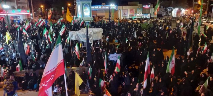 تصاویر/اجتماع بزرگ مردم آران و بیدگل همراه با گرامیداشت سالروز تاسیس سپاه پاسداران انقلاب اسلامی
