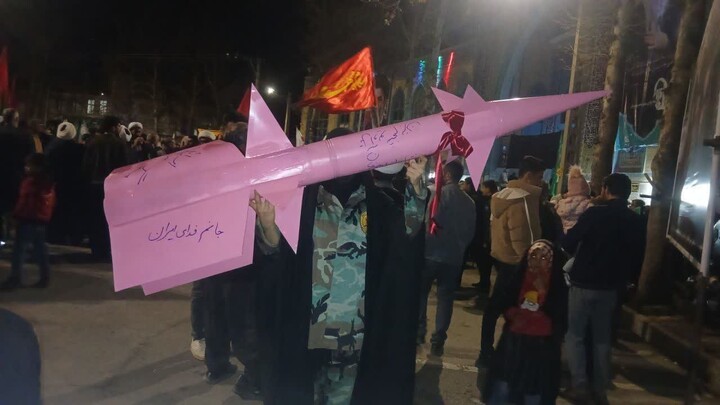 تصاویر / پنجاه و دومین شب اجتماع بزرگ خونخواهان امام خامنه‌ای(ره) در تویسرکان