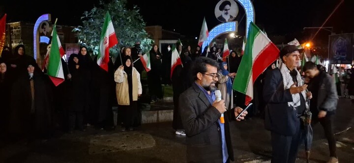تصاویر / پنجاه و دومین شب اجتماع بزرگ خونخواهان امام خامنه‌ای(ره) در تویسرکان