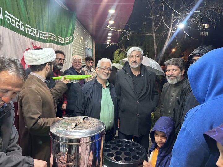 تصاویر / پنجاه و دومین شب اجتماع بزرگ خونخواهان امام خامنه‌ای(ره) در تویسرکان
