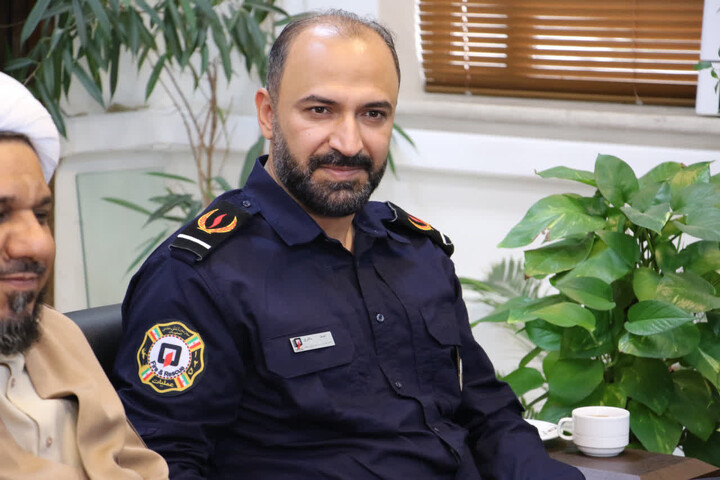 تجلیل مسئولان حوزوی از کارکنان سازمان آتش نشانی شهرداری اصفهان
