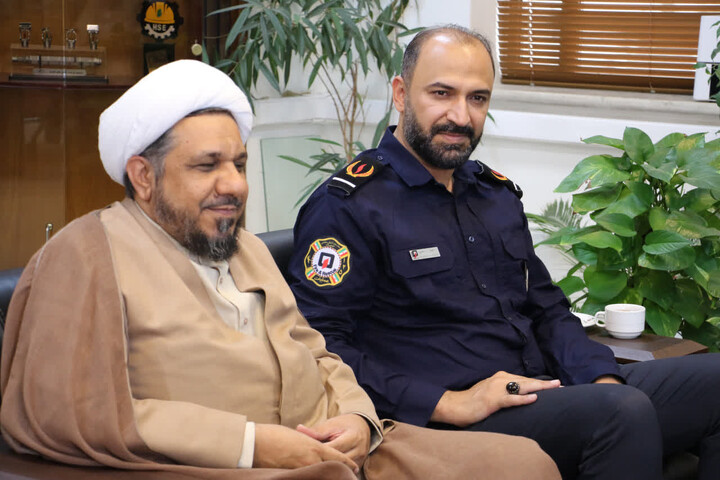 تجلیل مسئولان حوزوی از کارکنان سازمان آتش نشانی شهرداری اصفهان