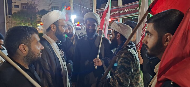 تصاویر | بازدید شامگاهی معاون حوزه‌های علمیه از فعالیت مواکب طلاب برادران و خواهران