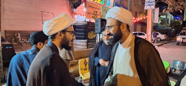تصاویر | بازدید شامگاهی معاون حوزه‌های علمیه از فعالیت مواکب طلاب برادران و خواهران
