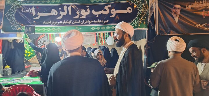 تصاویر | بازدید شامگاهی معاون حوزه‌های علمیه از فعالیت مواکب طلاب برادران و خواهران